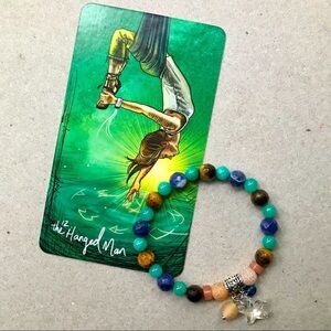Emma ~the Hanged Man~ Natural Crystal Bead Bracelet Sodalite Tiger Eye Quartz